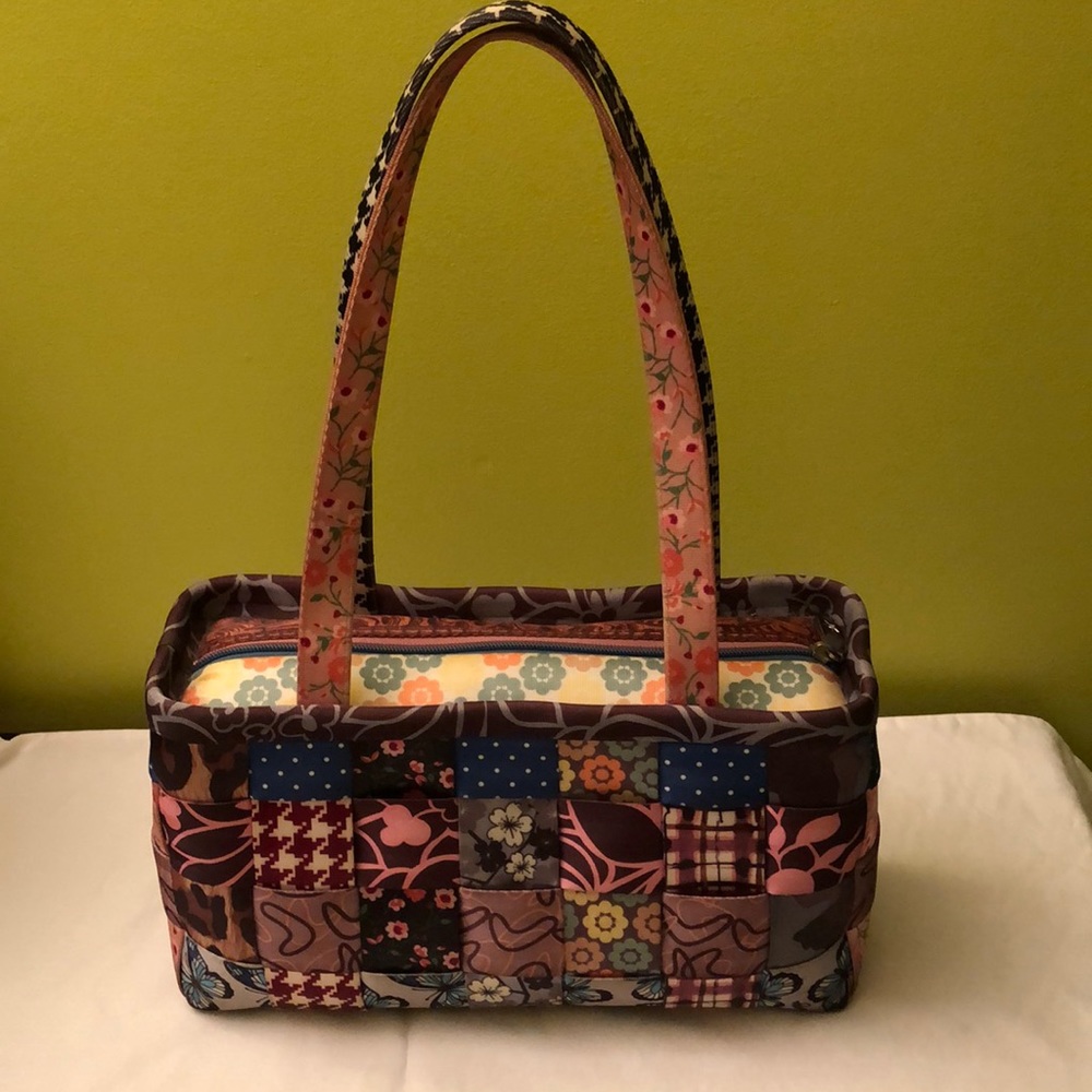 Harvey’s 2009 Vintage Patch Work Seatbelt Bag